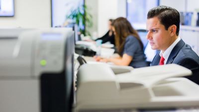 ارتفاع إجمالي العاملين بالبنوك إلى 122.91 ألف موظف بنهاية 2019