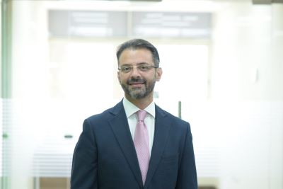 هيثم حماد: إطلاق "البطاقات اللا تلامسية" يتماشى مع تحول الدولة الرقمي