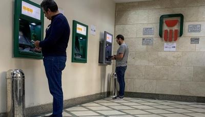 مش محتاج تروح الفرع.. خطوات تفعيل بطاقات الخصم المباشر عبر ATM البنك الأهلي