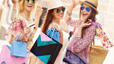 دعما لاستقلالها المالي.. التفاصيل الكاملة لمنتجات "المرأة" في 8 بنوك