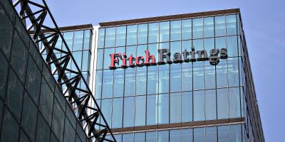 "فيتش" كورونا تتسبب بخفض تصنيف 33 دوله بالنصف الأول من 2020