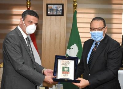 البنك الزراعي يبحث تقديم تسهيلات لمشروع الأسواق الحضارية بالشرقية