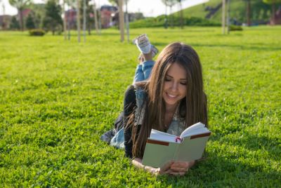 بطاقات المشرق الائتمانية تتيح تقسيط مصاريف المدارس والجامعات دون فوائد