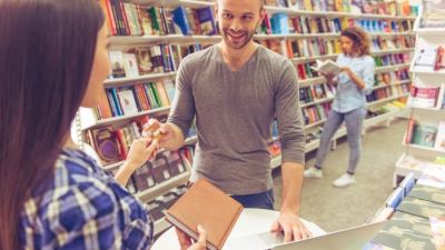 بطاقات بنك تنمية الصادرات تقدم خصمًا 10% على الأدوات المدرسية بـ«سمير وعلي»