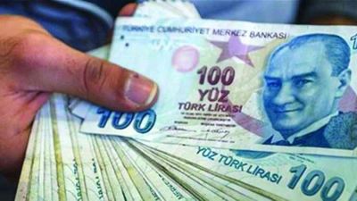 الليرة التركية تتراجع إلى أدنى مستوياتها على الإطلاق أمام الدولار