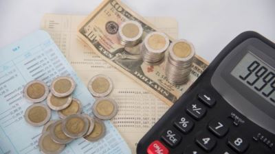 أعلى 10 فوائد على الشهادات الدولارية الثلاثية بعائد شهري