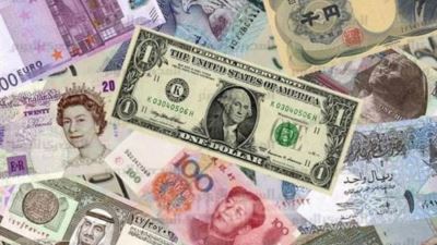 أسعار العملات اليوم الإثنين: تراجع الإسترليني واستقرار الريال السعودي والدرهم الإماراتي