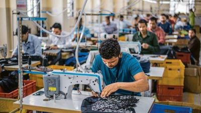 جامع: قانون تنمية المشروعات المتوسطة والصغيرة يقدم حزمة متكاملة من التيسيرات