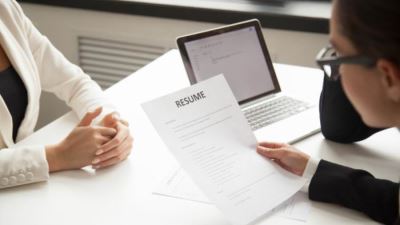 وظيفة جديدة بـ MIDBANK.. تعرف على الشروط والتفاصيل