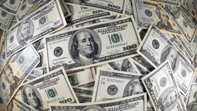 سعر الدولار اليوم الأربعاء 17-2-2021 بمستهل التعاملات في البنوك