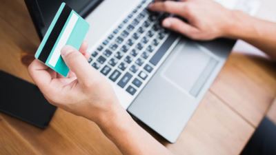 بطاقات الخصم المباشر من البنك العربي الإفريقي الدولي 2021