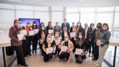 بنك تنمية الصادرات يكرم بعض نماذج السيدات الناجحات من فريق العمل