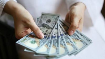 سعر الدولار اليوم الأربعاء 14-7-2021 بختام التعاملات في البنوك