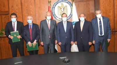 الأهلي كابيتال توقع اتفاقية المساهمين لتأسيس شركة مصر للميثانول والبتروكيماويات