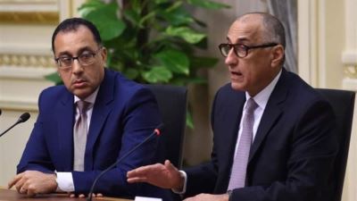 رئيس الوزراء يهنئ طارق عامر لاختياره ضمن أفضل 10 محافظي بنوك مركزية على مستوى العالم