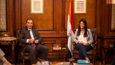 المشاط تلتقي نائب رئيس الأوروبي لإعادة الإعمار لمناقشة الاستراتيجية القطرية الجديدة