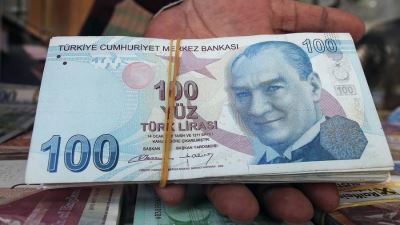  الليرة التركية تواصل الإنهيار وضغوط السلطات على المركزي التركي لخفض الفائدة تهدد الاستقرار النقدي
