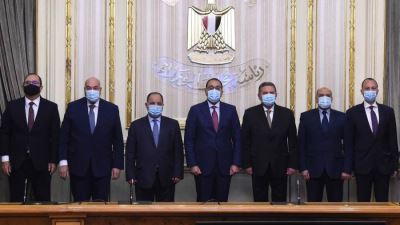 مدبولي يشهد توقيع تسهيل ائتماني مع مؤسسات مالية عالمية لتطوير قطاع الغزل والنسيج