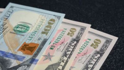 سعر الدولار اليوم الثلاثاء 21-12-2021 بختام التعاملات في البنوك