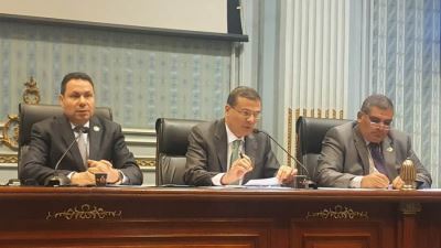 فاروق: البنك الزراعي يعيد هيكلة قروض الثروة الحيوانية عالية الفائدة للعملاء المنتظمين