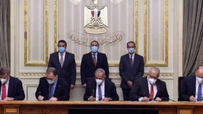 مدبولي يشهد توقيع اتفاقيات تعاون لبناء القدرات بمجال الذكاء الاصطناعي بـ 5 جامعات