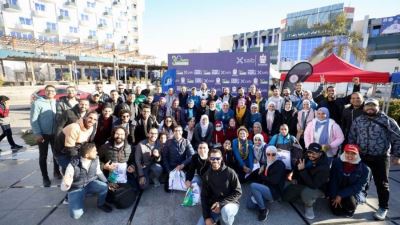 بنك saib يسلم تيشيرتات للمشاركين في تحدي الـ30 يوم «صور»