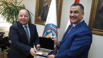 وزير المالية يلتقي بمحافظ البنك المركزي العراقي
