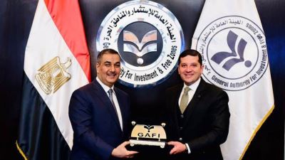 الرئيس التنفيذي لهيئة الاستثمار يبحث مع محافظ المركزي العراقي العلاقات الاستثمارية المشتركة