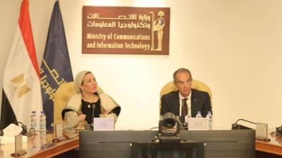 وزيرا البيئة والاتصالات يناقشان استعدادات استضافة مصر لقمة التغير المناخي