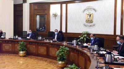 مدبولي يتابع موقف برنامج تحويل المخلفات لطاقة كهربائية بحضور وكيل محافظ المركزي