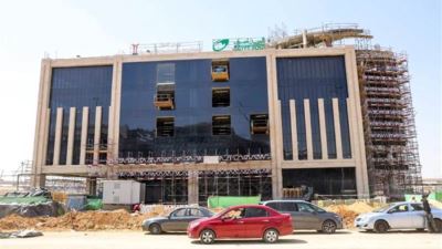 بالصور.. زيارة مفاجئة لرئيس البريد لمتابعة معدلات تنفيذ مبني الهيئة بالعاصمة الادارية الجديدة