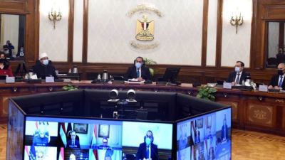 مدبولي: الدولة تشجع الاستثمارات الخارجية وتعمل على تذليل الصعاب لجذب المزيد منها