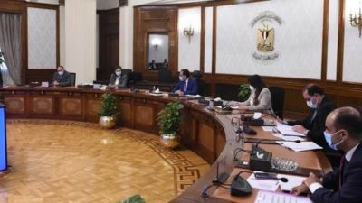 رئيس الوزراء يستعرض مقترحات جذب مزيد من الاستثمارات الأجنبية المباشرة