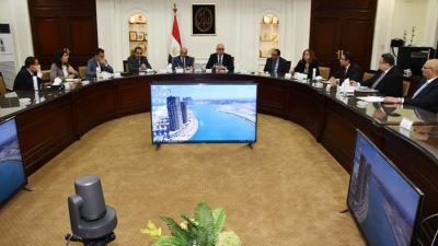 وزيرا الإسكان والعدل ومسؤولو البنك المركزي يبحثون تيسير إجراءات التمويل العقاري