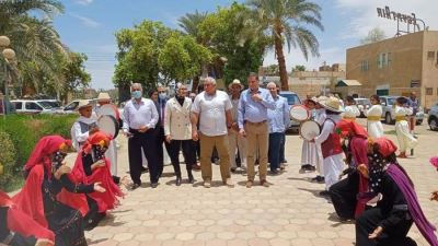 رئيس البنك الزراعي يدشن مبادرة "باب رزق" بمركز الداخلة