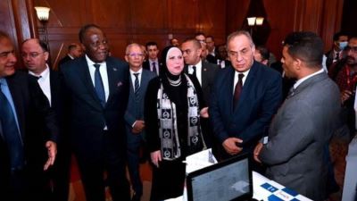 نيفين جامع: التوجه نحو التحول الرقمي بالتجارة والصناعة  والاستثمار ضرورة حتمية