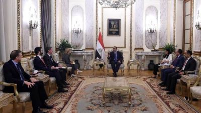 مصطفي مدبولي: محفظة التعاون الجارية بين مصر وبنك الاستثمار الأوروبي تصل إلى 3.5 مليار يورو