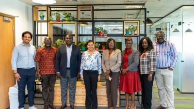 وفد من هيئة مياه فولتا يزور مركز الابتكار وريادة الأعمال التابع لمبادرة رواد النيل «صور»