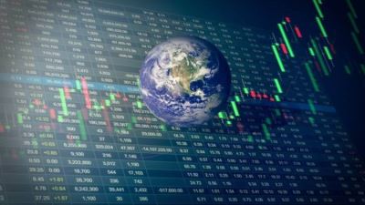 تقرير: اختناقات سلاسل التوريد وارتفاع أسعارالنفط ساهمت في تفاقم أزمة التضخم عالميا