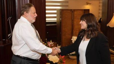 وزيرة الهجرة: المصريين بالخارج يشيدون بقرارات محافظ البنك المركزي الجديدة