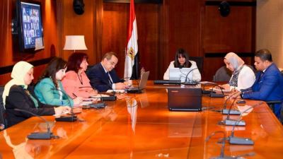 الهجرة: تخفيضات تصل لـ33% للمصريين بالخارج على رحلات «مصر للطيران»