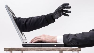 كيف تحمي نفسك من المواقع الوهمية والمزيفة؟.. طريقة واحدة تعرف عليها