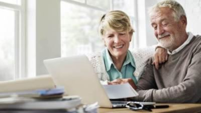 بعائد يصل لـ10.75%.. أسعار فائدة ودائع كبار السن من CIB