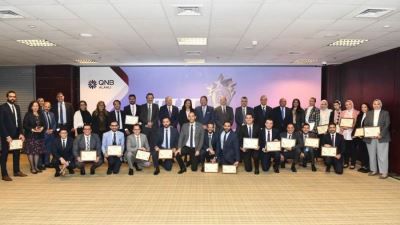 QNB الأهلي ينظيم حفل توزيع جوائز مسابقة "الأفضل" لعدد 47 من موظفي البنك المتميزين