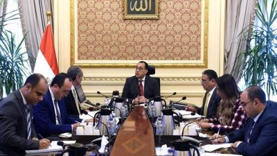 رئيس الوزراء يتابع مع وزير الاتصالات عددا من ملفات عمل الوزارة