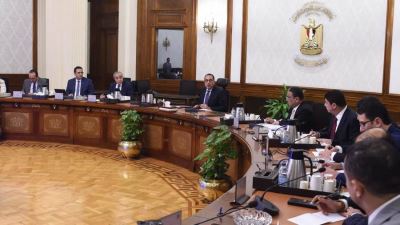 رئيس الوزراء: مهلة محددة لإعلان الأسعار على جميع السلع.. وتكليفات بإغلاق أي منفذ بيع مخالف