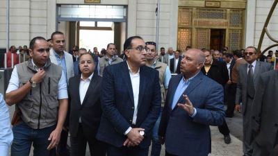 رئيس الوزراء يتابع سير إجراءات الإفراج الجمركي عن السلع والبضائع بالإسكندرية