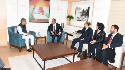 عمرو طلعت يبحث مع نظيره الهندى دفع سبل التعاون بين البلدين بمجالات البنية المعلوماتية والتحول الرقمى 