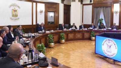 الحكومة تعلن عن مبادرة جديدة لدعم قطاعات الصناعة والزراعة