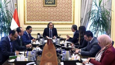 رئيس الوزراء يستعرض مع حسام هيبة تصورات تحسين مناخ الاستثمار